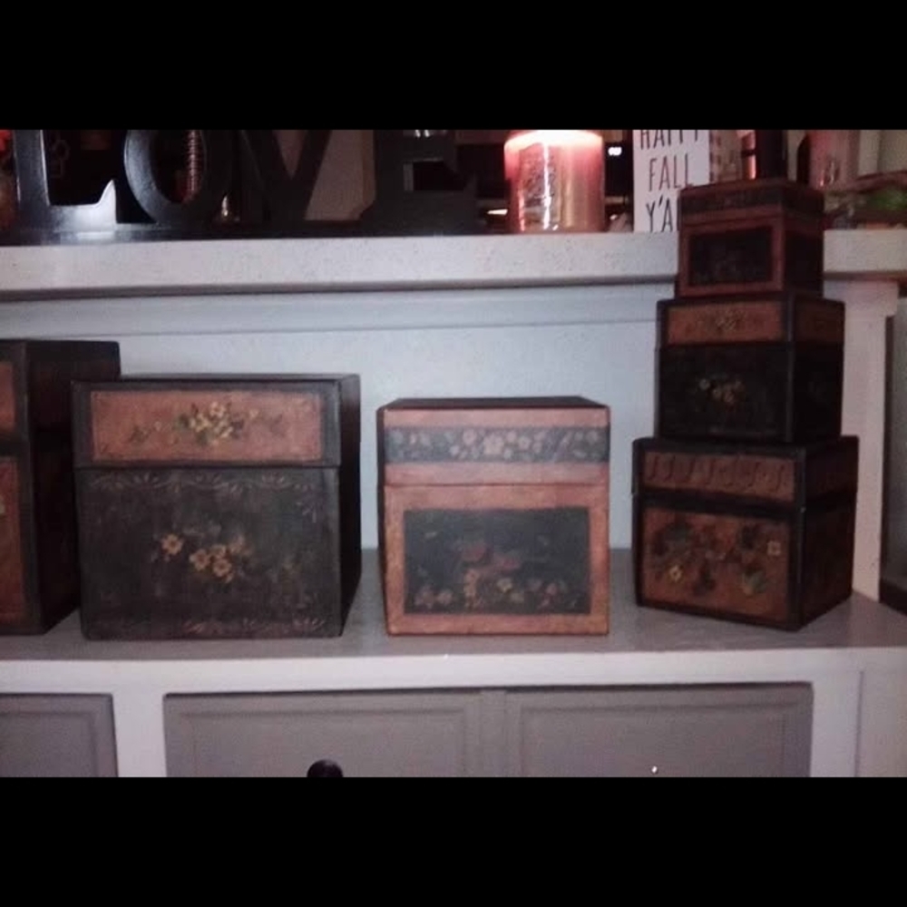 Set of Decorative Floral Boxes - Picture 4 of 4
